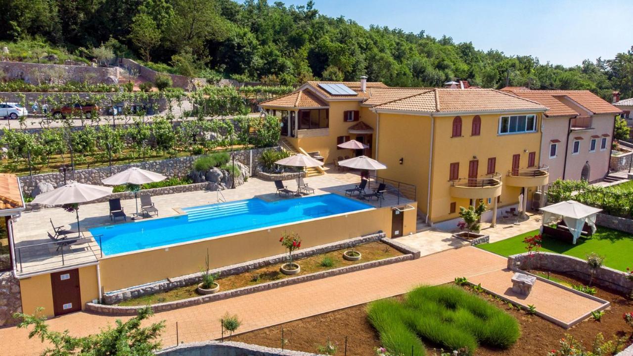Apartments Villa Bv Opatija Buitenkant foto