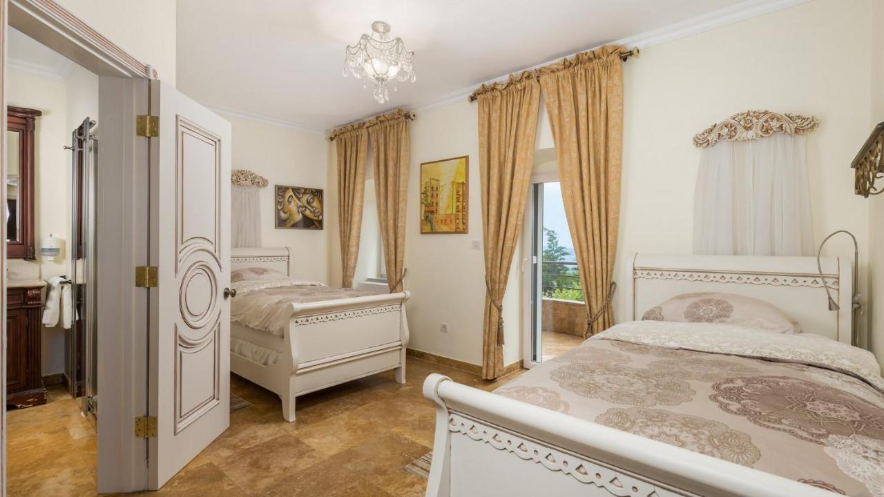 Apartments Villa Bv Opatija Buitenkant foto